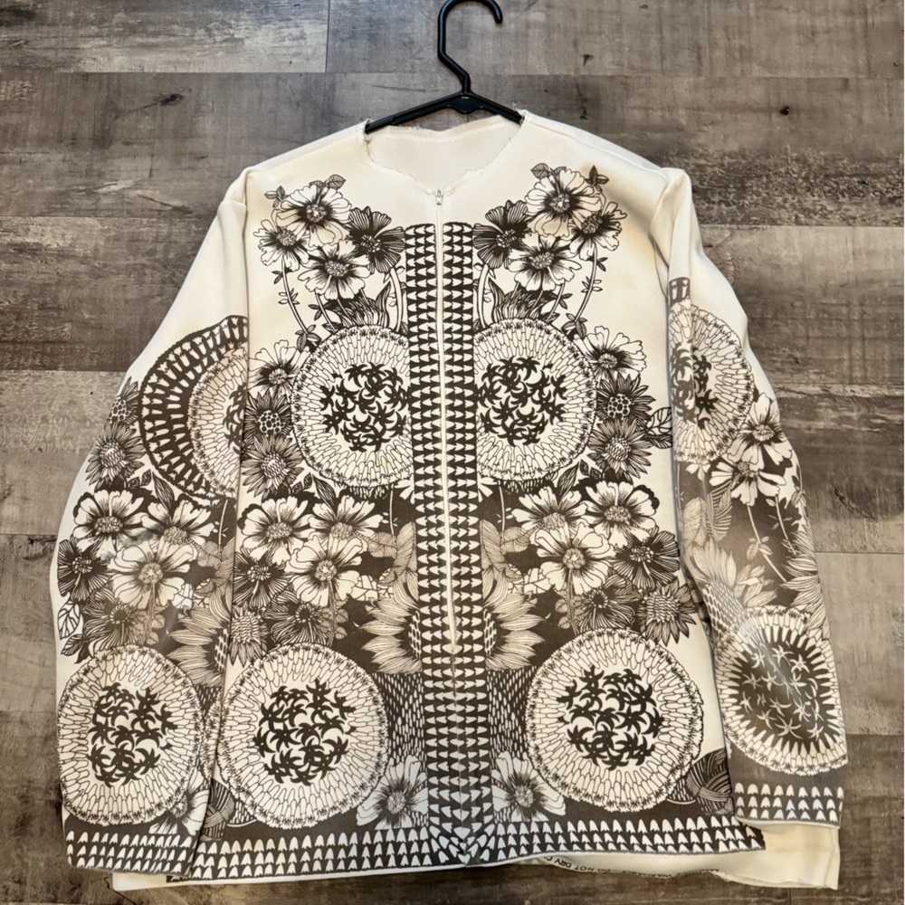 JAPANESE FLORAL PATTERN HALF ZIP LONGSLEEVE